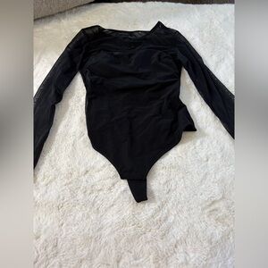Feelingirl mesh cutout Black Long Sleeve Bodysuit Womens size medium EUC